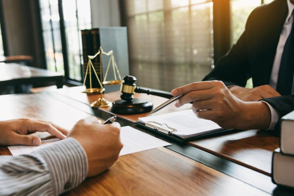 Chicago Truck Accident Lawyer Chicagoaccidentattorney.Net