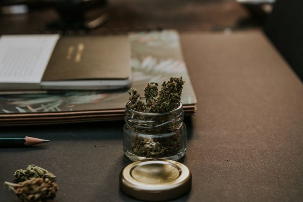Top 7 Flavors of CBD Vape Juice That Beginners Must Try This Season