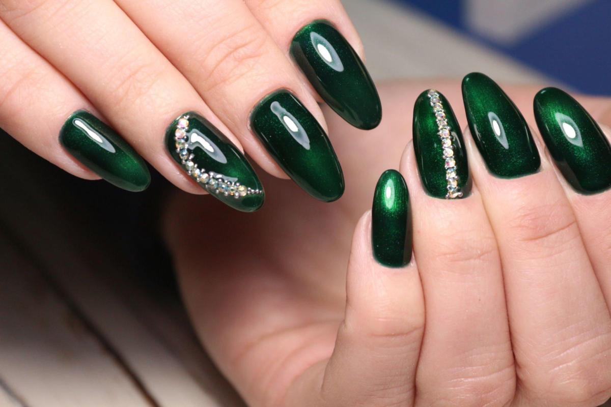 3. Olive Green Ombre Coffin Nails - wide 5