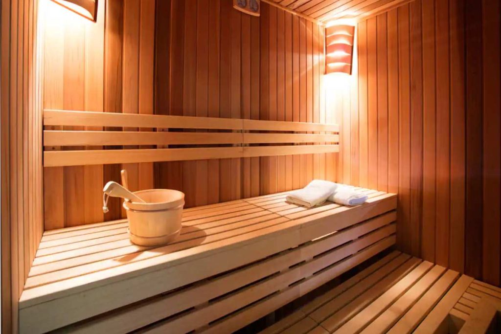 wellhealthorganic.com_difference-between-steam-room-and-sauna-health-benefits-of-steam-room